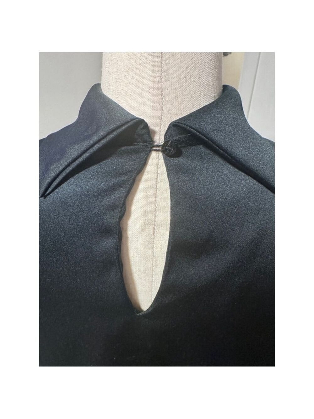 Silky shiny satiny black pleated shirt long sleeve vintage USA blouse sz large - Picture 5 of 9
